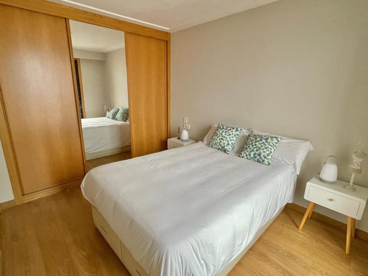 Estudio Centrico 1 Con Terraza Y Parking Privado Orense Kültér fotó