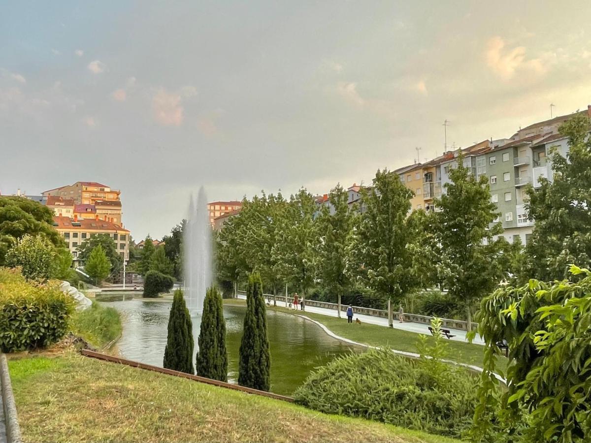 Estudio Centrico 1 Con Terraza Y Parking Privado Orense Kültér fotó