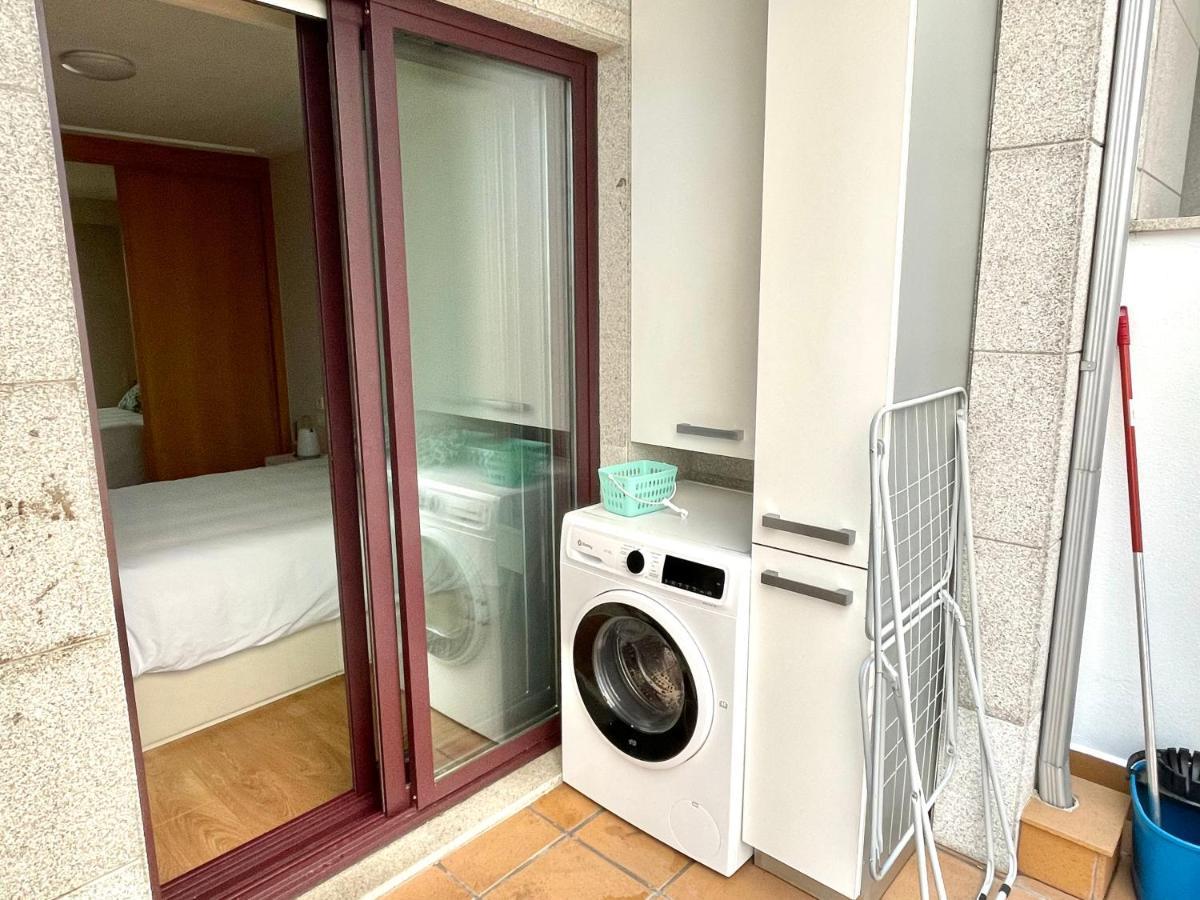 Estudio Centrico 1 Con Terraza Y Parking Privado Orense Kültér fotó